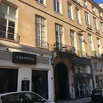 Studio équipé comme dans une chambre d\'un hotel 5 étoiles Paris hyper centre 75001