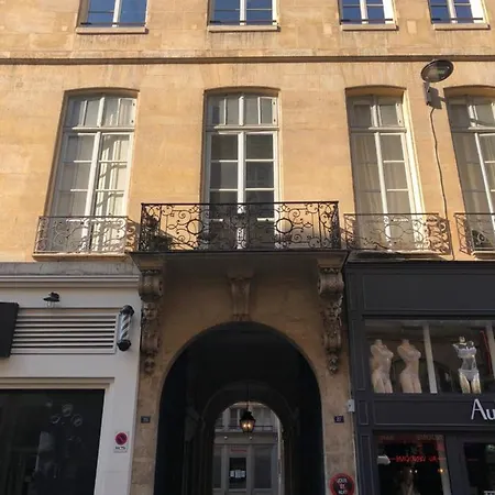 Appartamento Studio équipé Comme Dans Une D'un 5 étoiles Hyper Centre 75001 Parigi